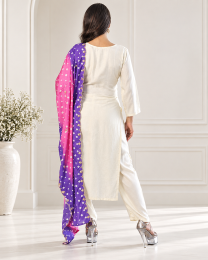 Zahra-E-Noor - Cream Kurta with Bandhani Ombre Dupatta