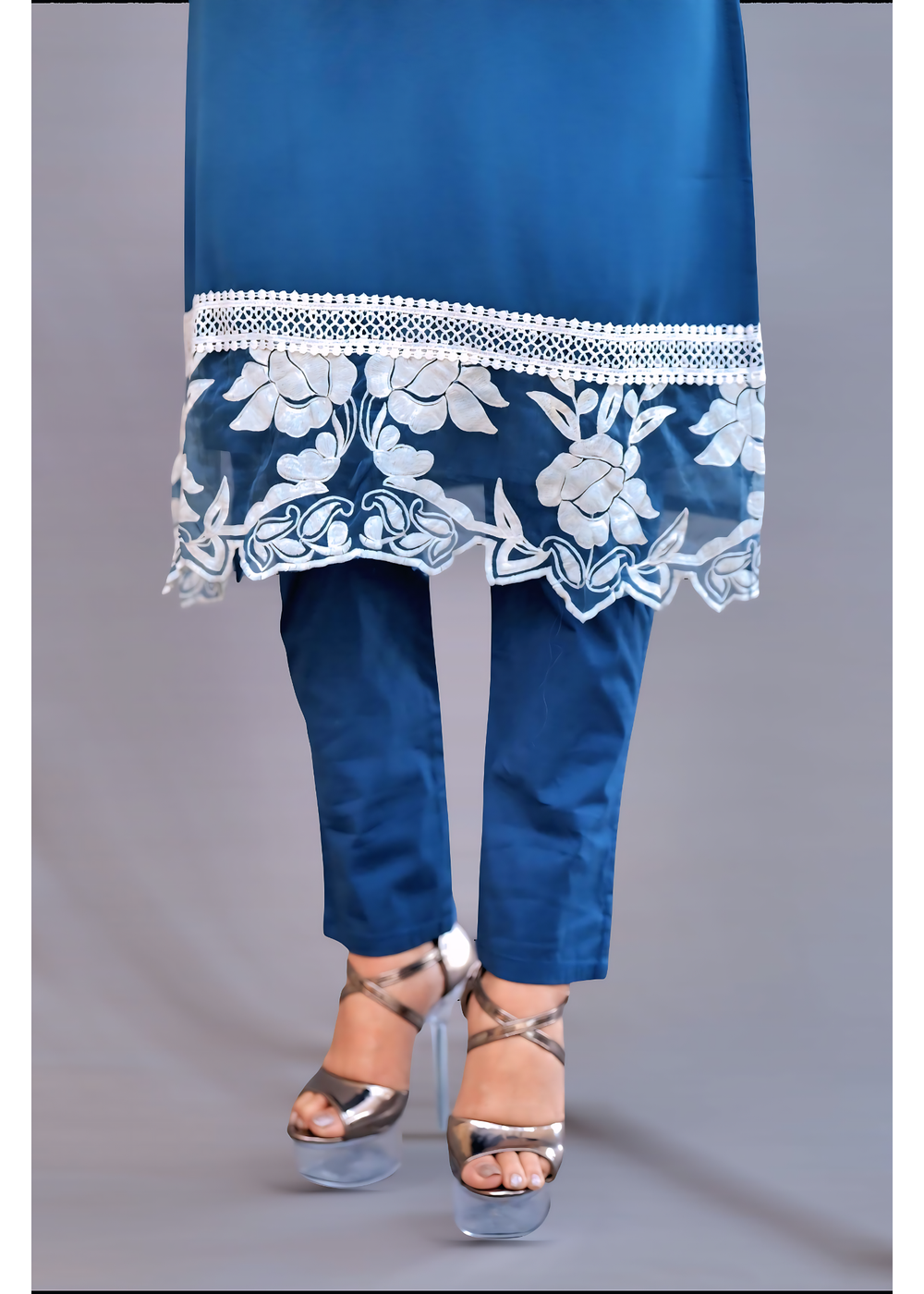 Straight-cut kurta