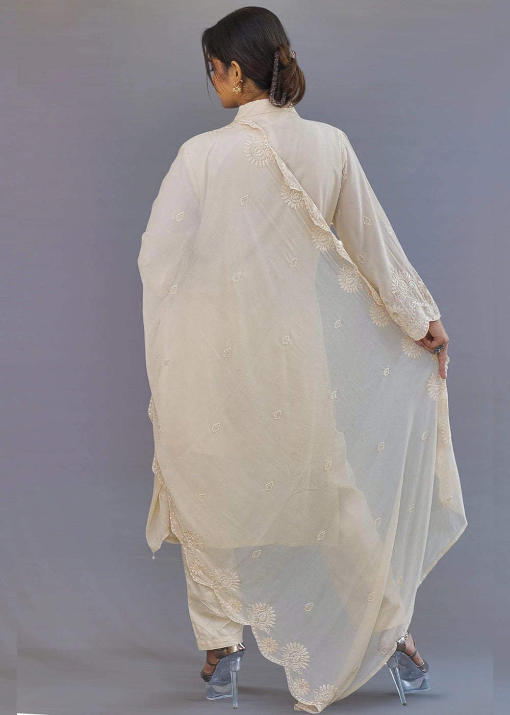 Intricately embroidered straight shirt