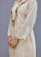 Intricately embroidered straight shirt