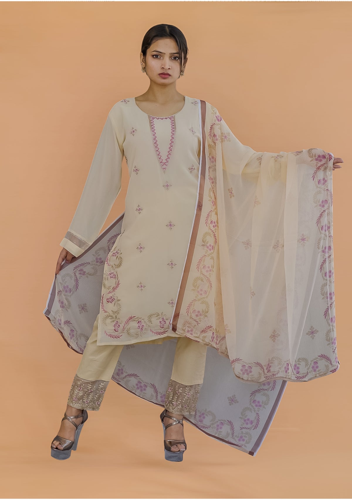 White Lucknavi Georgette Suit
