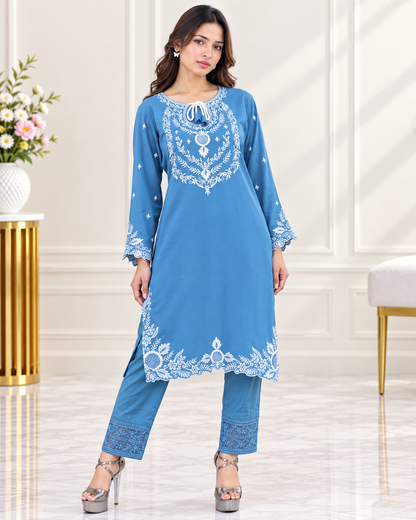 Zahra-E-Noor : Threadwork Embroidered 3-Piece Suit