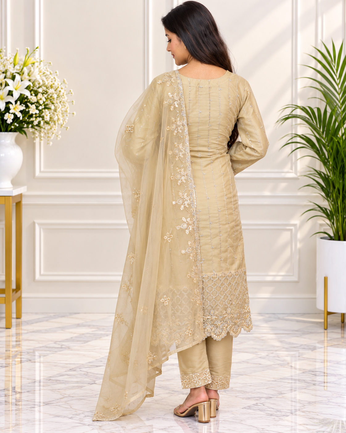 Zahra-E-Noor : Champagne Silver Sequin Embroidered Suit