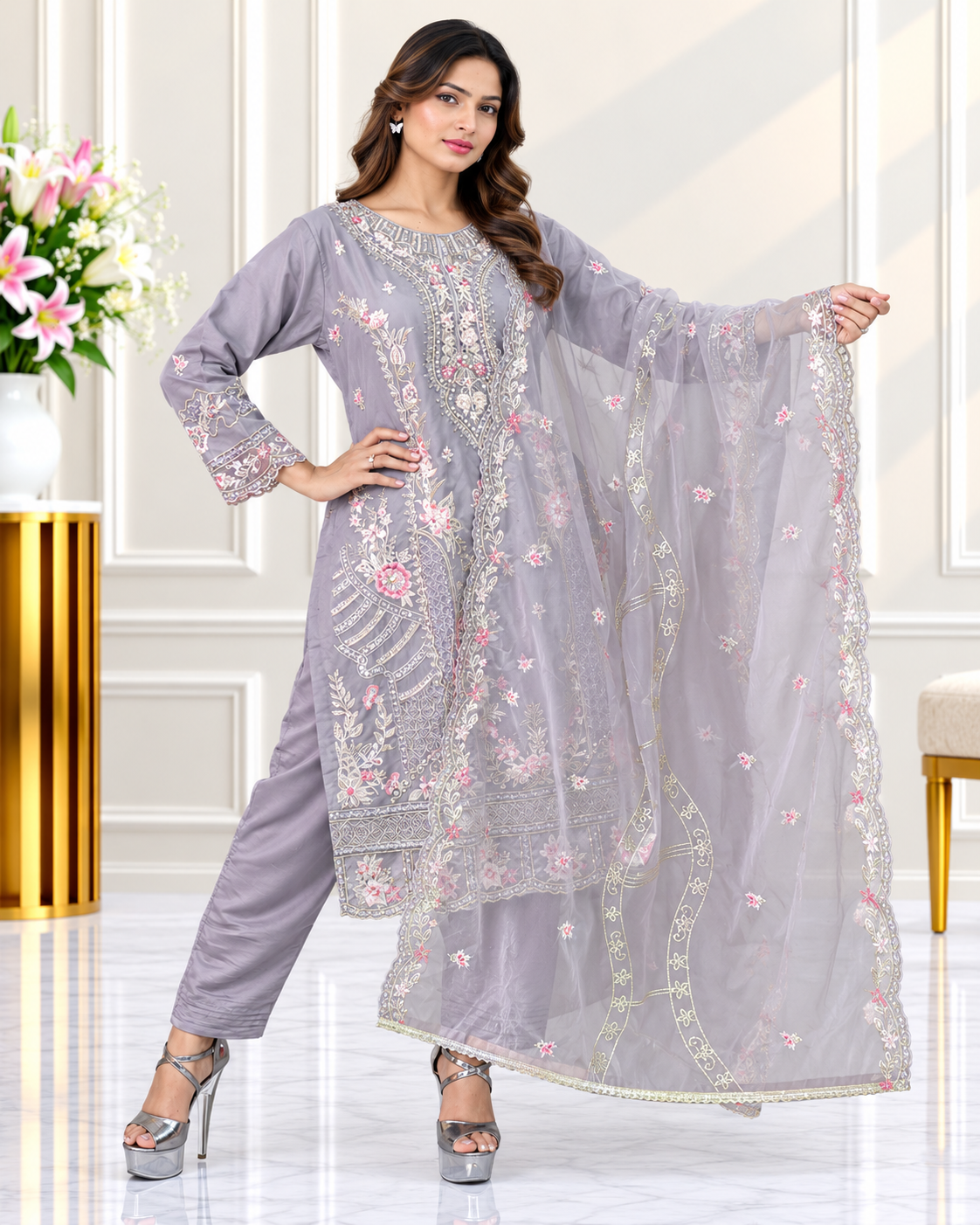 Zahra-E-Noor - Grey Embroidered Pakistani Suit Set