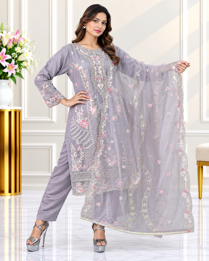 Zahra-E-Noor - Grey Embroidered Pakistani Suit Set