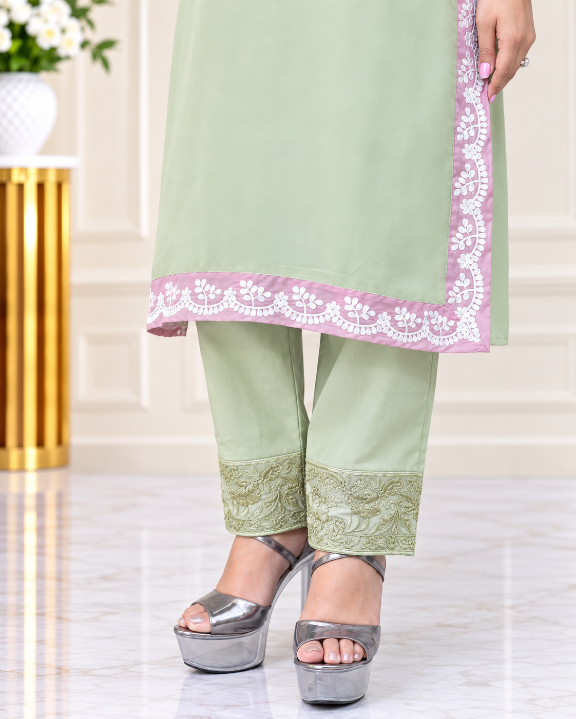 Zahra-E-Noor : Pakistani Suit Set with Organza Dupatta
