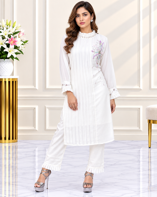 Zahra-E-Noor : Pearl Bloom Pintuck Suit with Printed Dupatta