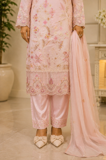 Stylish Diamond Lattice Floral Embroidered Pakistani Suit