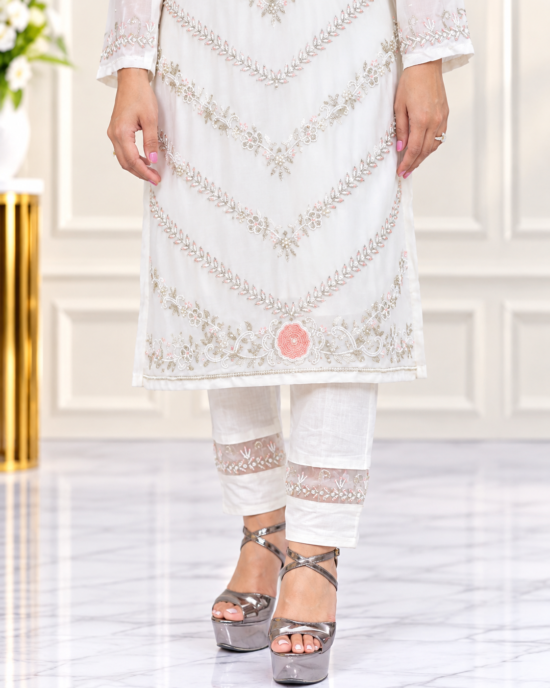Zahra-E-Noor : Peral ThreadWork Pakistani Suit with Dupatta