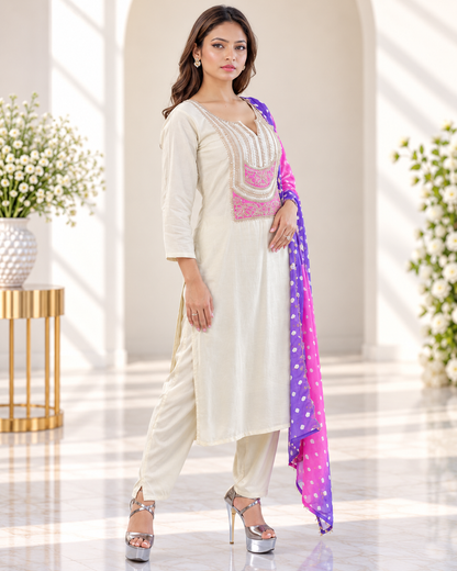 Zahra-E-Noor - Cream Kurta with Bandhani Ombre Dupatta