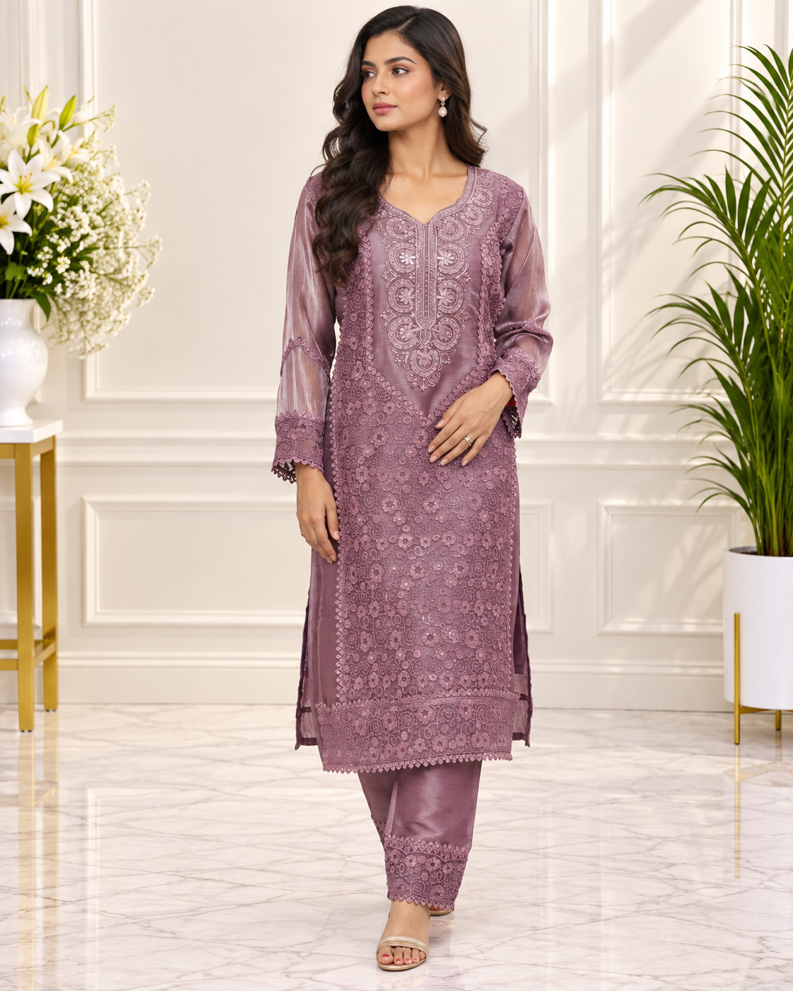 Zahra-E-Noor : Cutwork Lace Embroidered Suit