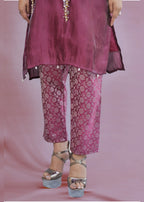 Embellished straight kurta