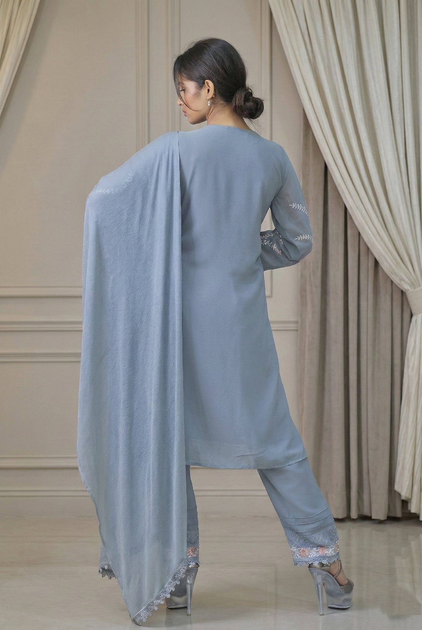Pakistani Suit 21