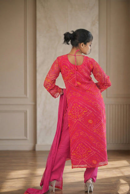 Magenta Bandhej