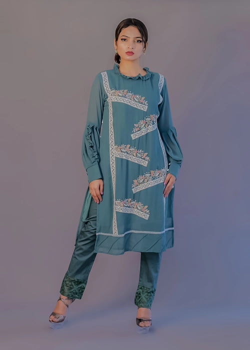 Embroidered straight kameez
