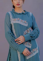 Embroidered straight kameez